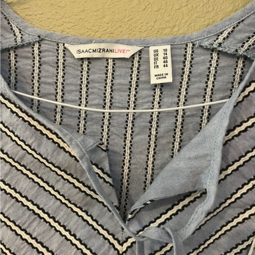 Isaac Mizrahi Live blue/ black/ white top size M